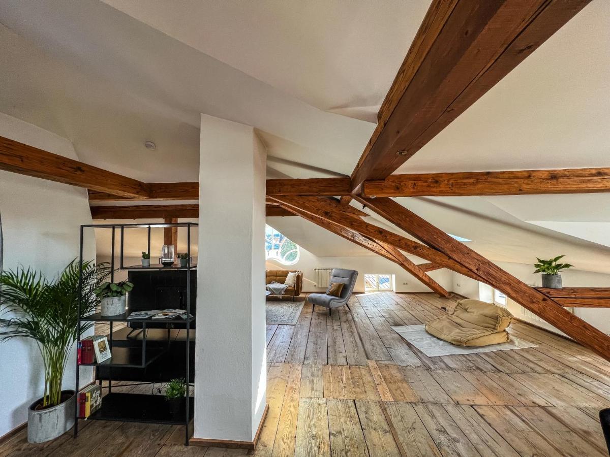 Loft-Wohnung Im Herzen Von Prien - 100M2 - Smarttv Exterior photo