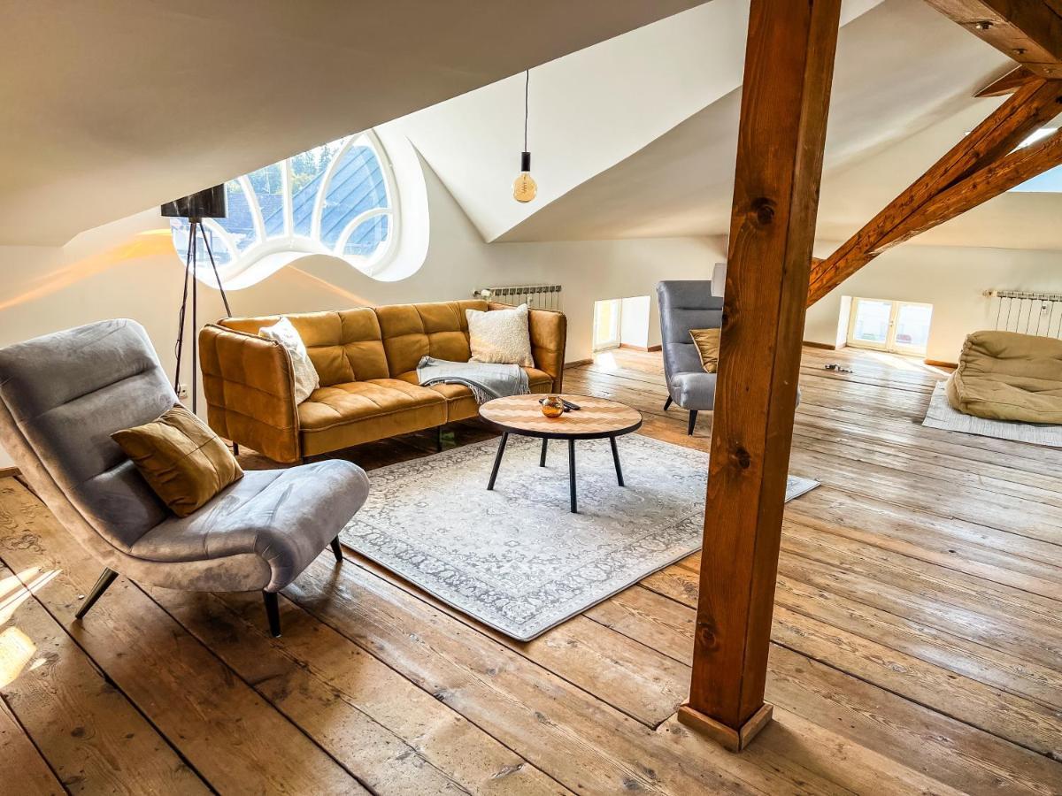 Loft-Wohnung Im Herzen Von Prien - 100M2 - Smarttv Exterior photo